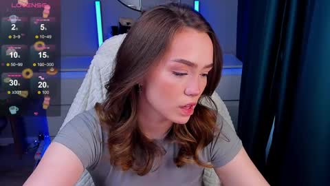 hello Im Eva online show from April 11, 7:45 am