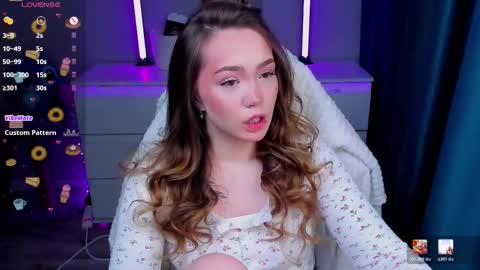 hello Im Eva online show from February 17, 12:15 pm