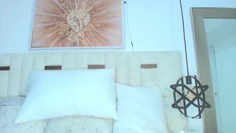 Snapshot of hottest_mature__ chatting on October 16, 2:33 am Natalie  online show from October 16, 2:33 am