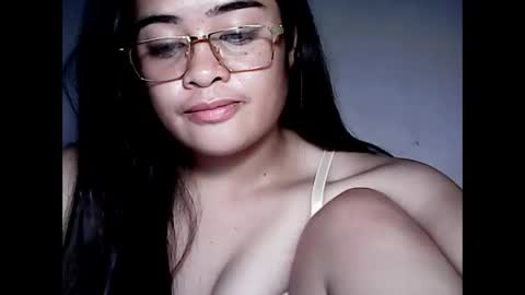 Leen online show from November 22, 2:32 am