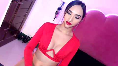Snapshot of hottie_diary chatting on October 20, 6:02 pm kylie online show from October 20, 6:02 pm