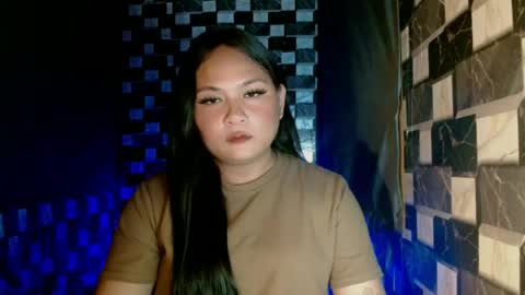 hottie_uzeah21 online show from June 12, 9:19 am