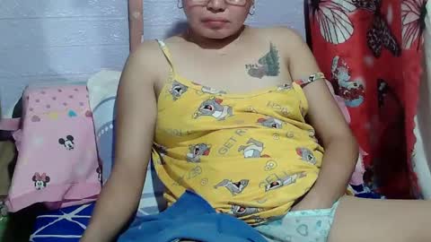 hottpinayz online show from January 4, 4:43 pm