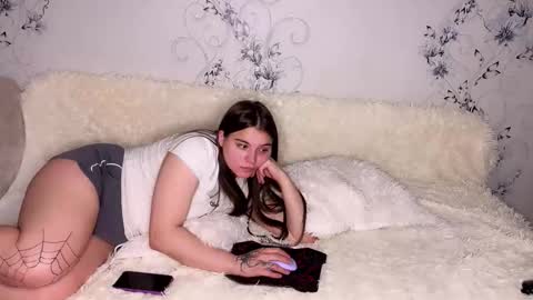 SamNelly online show from November 1, 8:08 pm