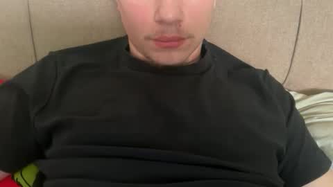 hubi8829 online show from April 28, 12:42 pm