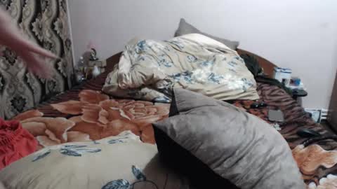 hugeassdevil online show from November 15, 6:42 pm