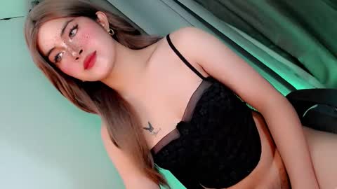 Yhanie online show from February 17, 10:42 pm