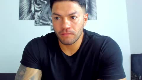 Eli online show from December 5, 1:42 pm