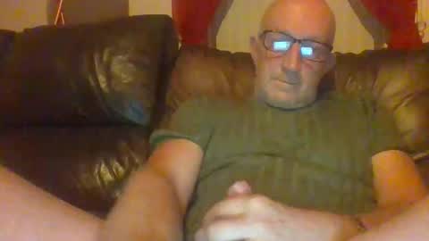 hung69foryou online show from December 2, 10:18 pm