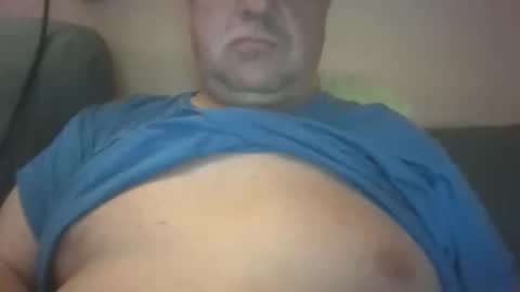 vastagfasz magyar apuci online show from June 7, 4:45 pm