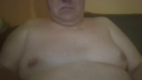 vastagfasz magyar apuci online show from June 18, 9:09 pm