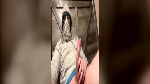 hungmonstercock2518 online show from June 21, 7:15 am
