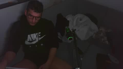 LittleDevilXo1999 online show from December 19, 7:09 pm