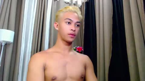 hunk_edward online show from June 11, 7:06 am