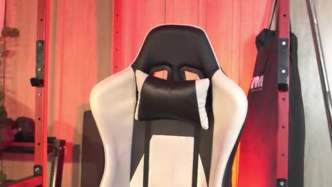 hunk_ryan online show from October 8, 12:55 pm