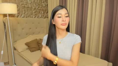 hunkhomerontop online show from July 15, 10:31 am