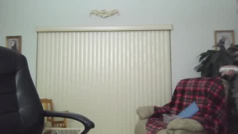 Snapshot of hunkmasclefad458 chatting on October 25, 4:02 am hunkmasclefad458 online show from October 25, 4:02 am