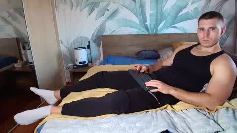 Hunter Bridges online show from November 1, 2:38 pm