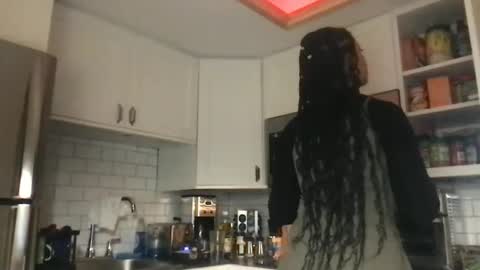 Goddess Hunyy online show from April 14, 4:05 am