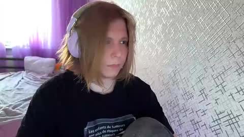 hurtqqq online show from June 9, 5:01 pm