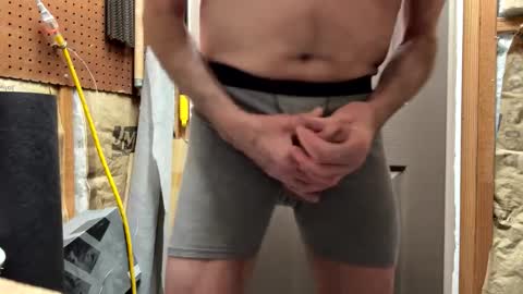 huskey300 online show from February 3, 10:03 pm