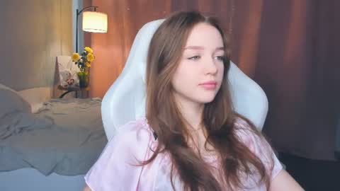 Lily online show from July 6, 7:05 am