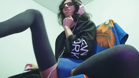 hxxyro1 online show from July 26, 3:59 am