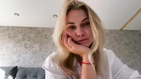 hypnosedesire online show from June 16, 2:21 pm