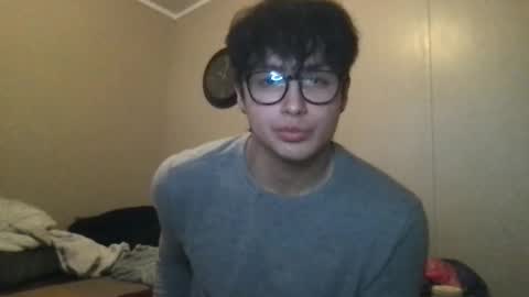 hyunluv online show from April 1, 8:48 am