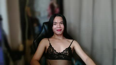 Kim online show from April 29, 4:45 pm