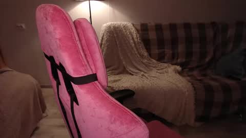 elisabeth online show from February 26, 4:49 pm