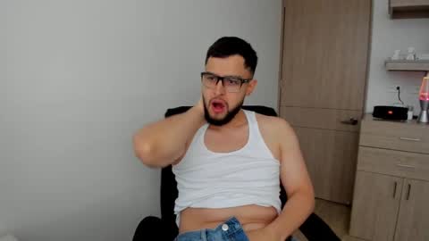 iam_crisss online show from November 6, 11:13 am