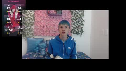 Snapshot of iam_lukas__ chatting on September 23, 3:00 am iam_lukas__ online show from September 23, 3:00 am