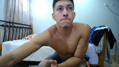 iam_yourbabyprincess_xd online show from February 3, 9:19 am