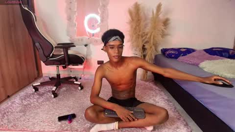 iamandrey_ online show from June 13, 10:31 pm