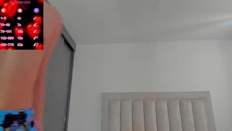 Juliiiiian online show from October 9, 11:59 am