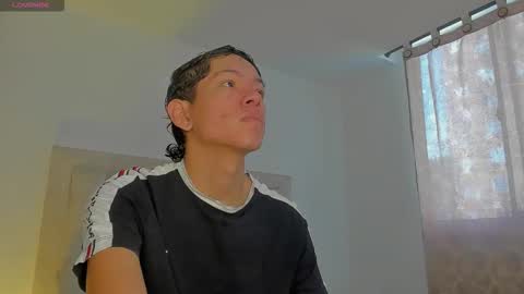 Juliiiiian online show from September 9, 12:38 pm