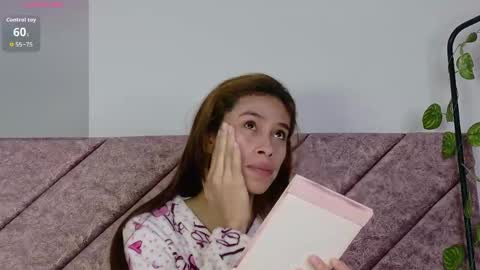 I AM KARLA 3 online show from April 19, 9:10 am