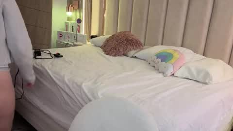 Nyxy online show from December 3, 11:11 am