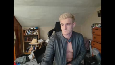 iamtommyparker online show from November 4, 10:11 pm