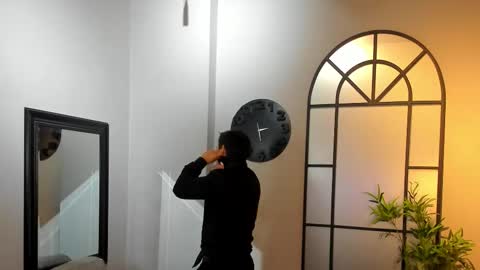 Ian Davis online show from October 2, 11:42 am