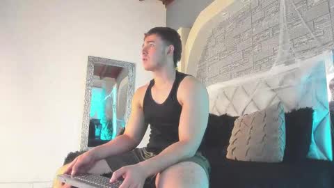 Ian dubois online show from October 18, 4:11 pm
