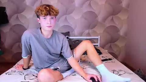 Ian Flor online show from November 23, 6:28 pm