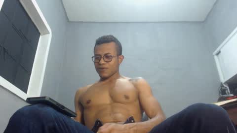 ian_tuner online show from December 24, 10:28 pm