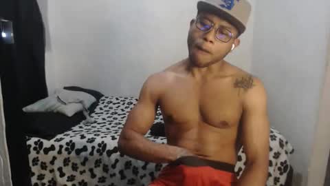 ian_tuner online show from February 17, 10:09 pm