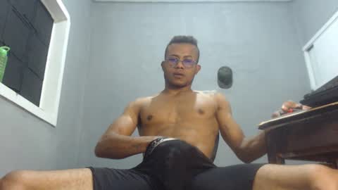 ian_tuner online show from December 6, 6:33 pm