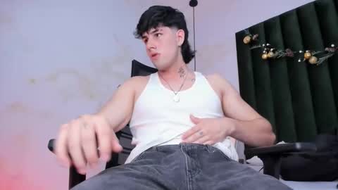 Ian  online show from December 17, 2:24 pm