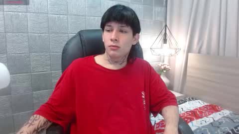 ian online show from November 25, 6:23 am