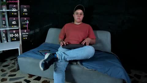 ian online show from November 6, 9:18 pm