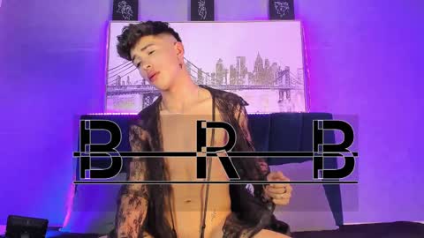 Andrew online show from December 18, 8:47 pm